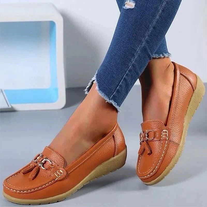 Women Casual Leather Driving Loafers with Flexible Cushioned Sole for Daily Comfort