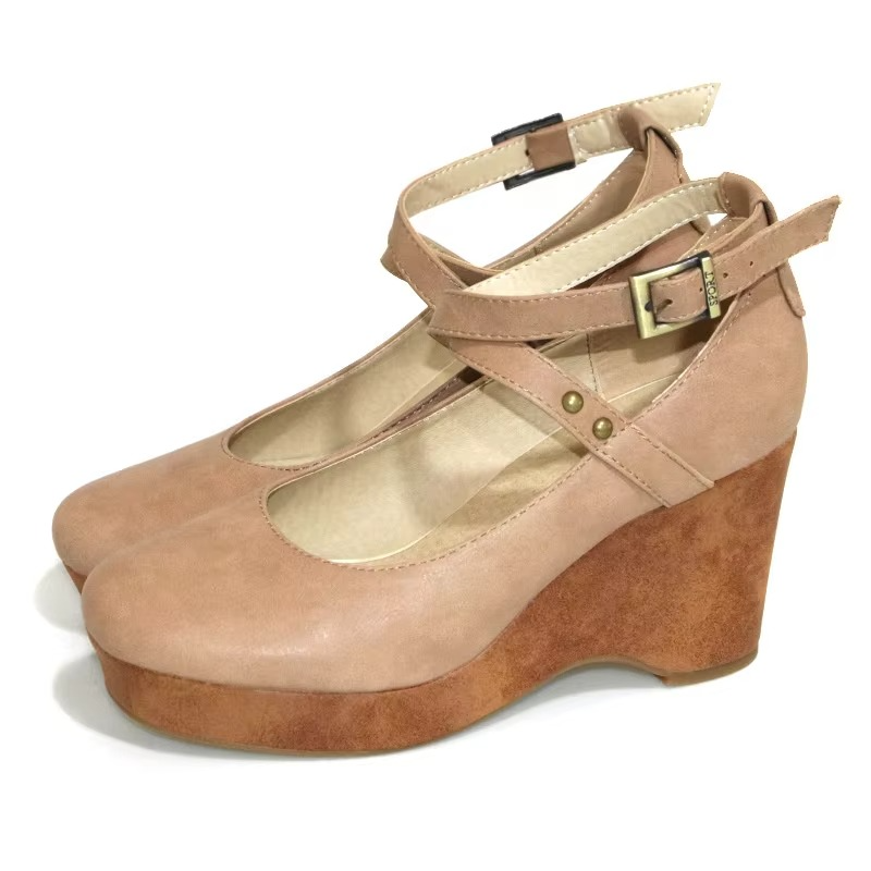 Platform Mary Jane Heels With Chunky Sole And Brown Buckle Strap
