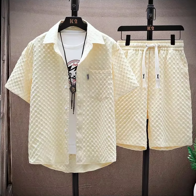 Ice Silk Polyester Blend Sports Set with Short Sleeve Top and Knee Length Shorts