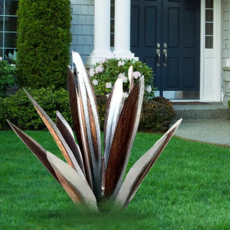 Outdoor Metal Agave Garden Sculpture