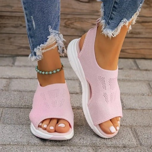 Cushioned Sport Sandals for Women with Adjustable Straps