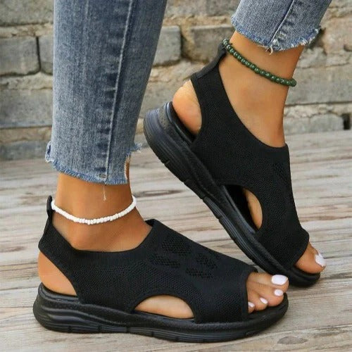 Cushioned Sport Sandals for Women with Adjustable Straps