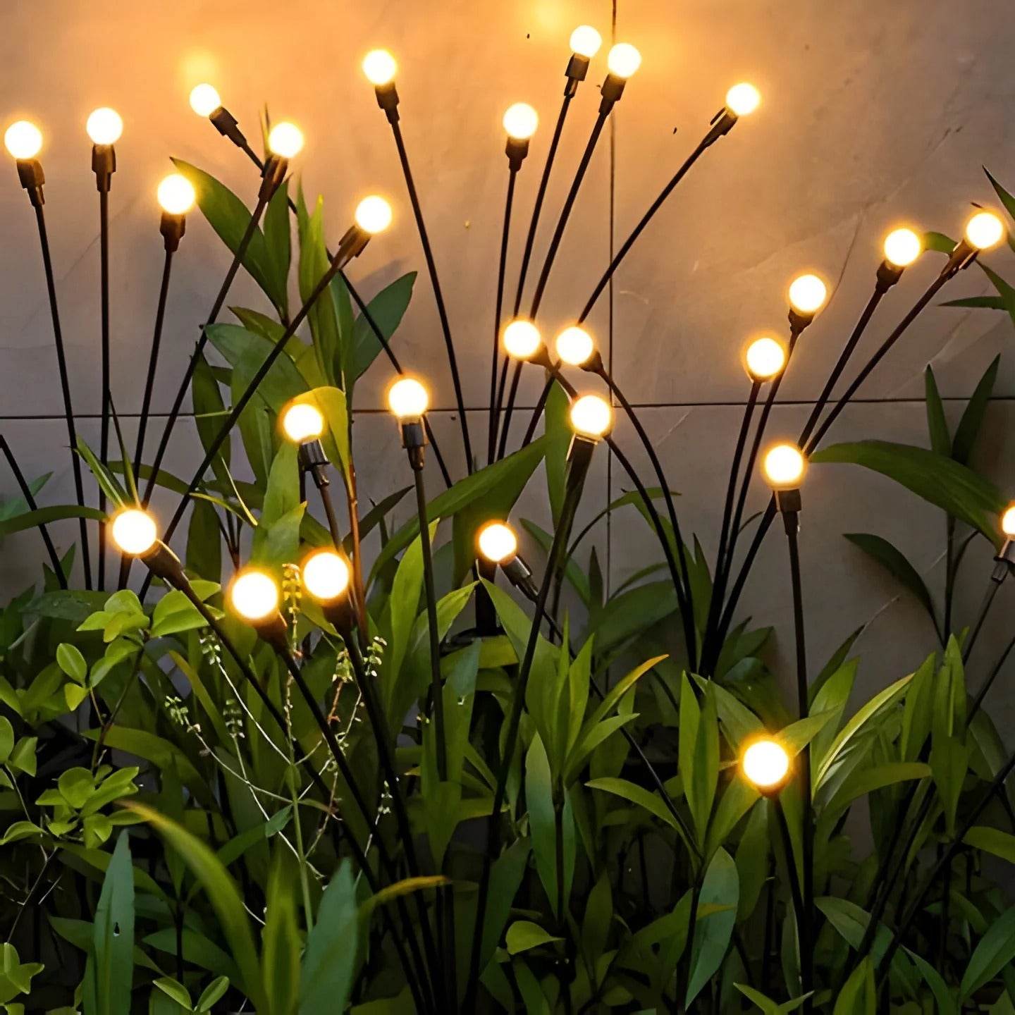 Solar Garden Pathway Light with Flexible Stem and Automatic Dusk Activation