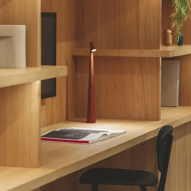 Wireless Dimmable Table Lamp with Adjustable Color Temperature and Touch Control